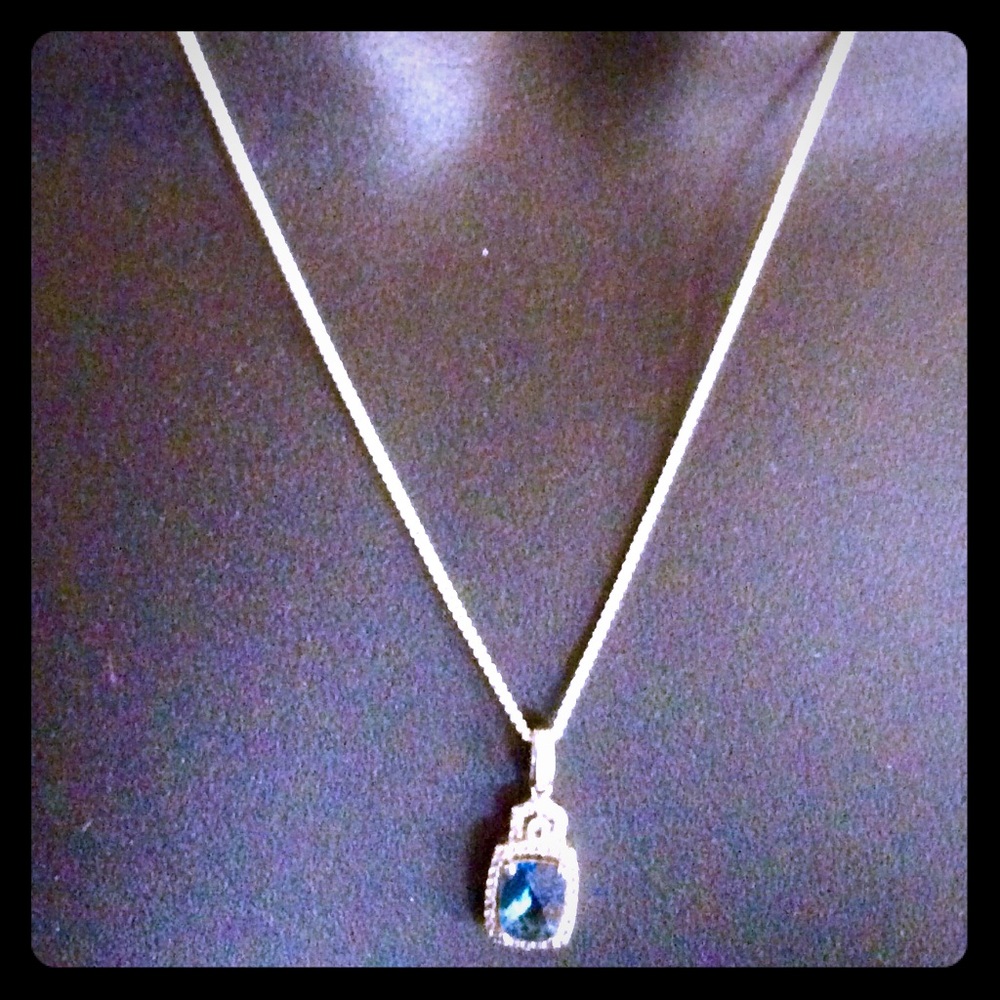 💥PRICE DROP💥 Sterling Silver Topaz Necklace NWOT